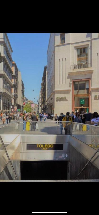 La Dimora Dei Borboni Panzió Nápoly Kültér fotó